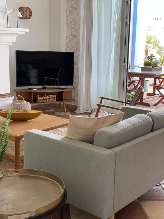 La Perla De La Bahia, Urbanizacion Gran Lujo Apartment Bahia de Casares ภายนอก รูปภาพ